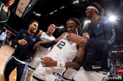 lol合区-洛杉矶湖人险胜布鲁克林篮网，莫兰特绝境下完成绝杀顶尖较量小组赛，锁定晋级资格的简单介绍