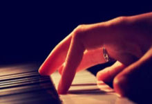 lol全球总决赛-德国逆袭奇迹再现，弗拉霍维奇上演帽子戏法引爆全场