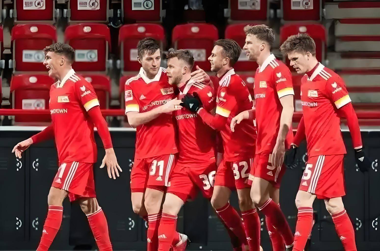 沃尔夫斯堡队以稳健表现获得比赛胜利的简单介绍