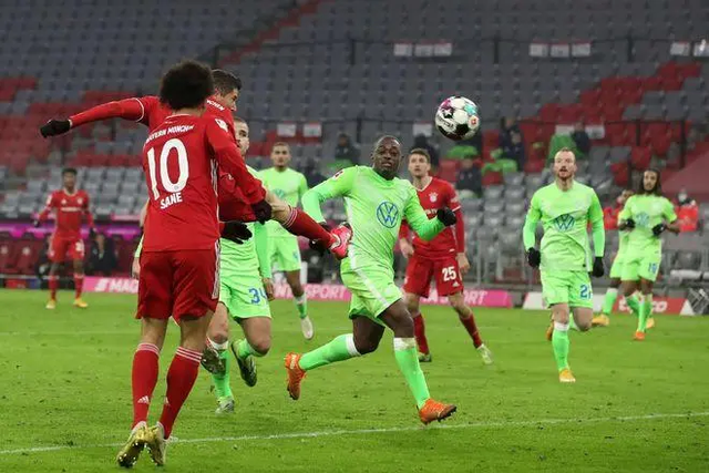 沃尔夫斯堡队以稳健表现获得比赛胜利的简单介绍