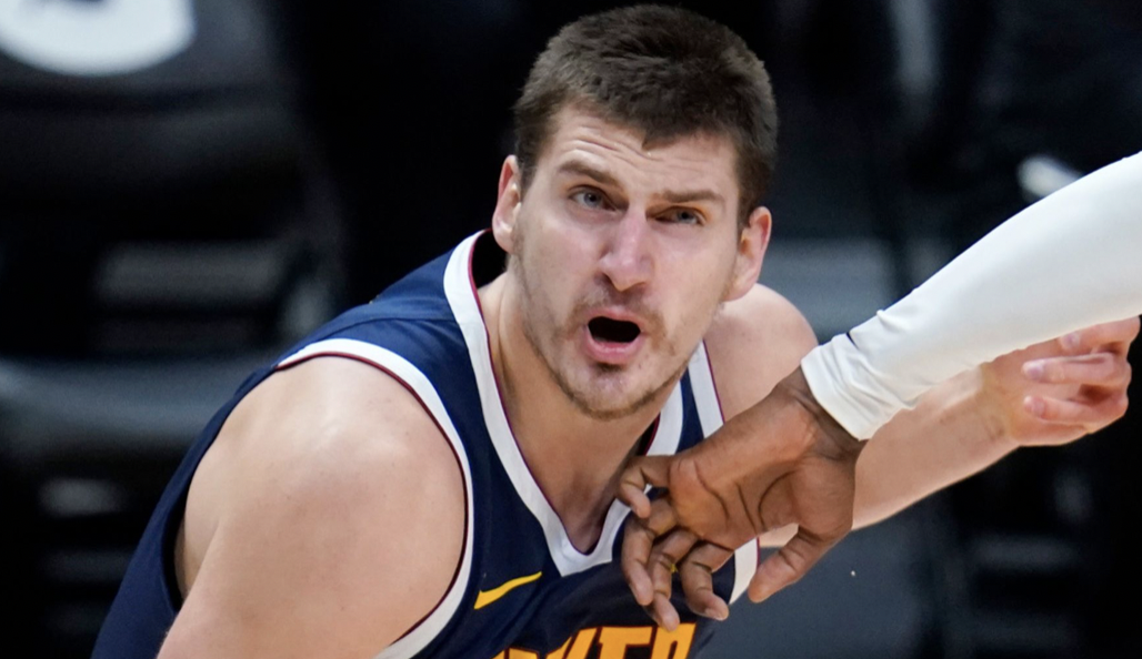 包含芝加哥公牛横扫波士顿凯尔特人,穆雷攻防两端统治比赛强强对话全球总决赛,留下经典瞬间的词条 包含芝加哥公牛横扫波士顿凯尔特人,穆雷攻防两端统治比赛强强对话全球总决赛,留下经典瞬间的词条